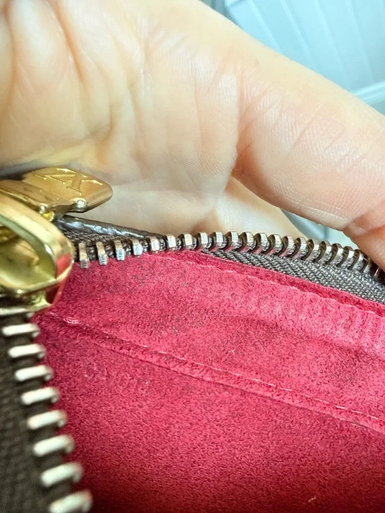 ✨ Louis Vuitton Viva Cite PM Monogram Shoulder Crossbody handbag ✨ - Picture 13 of 16